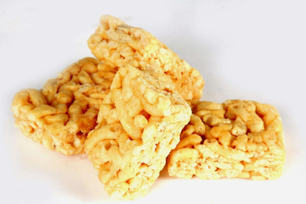 沙琪瑪?shù)闹谱鞣椒ê团淞?沙琪瑪是哪里的特產 沙琪瑪?shù)闹谱鞣椒ê团淞?沙琪瑪是哪里的特產