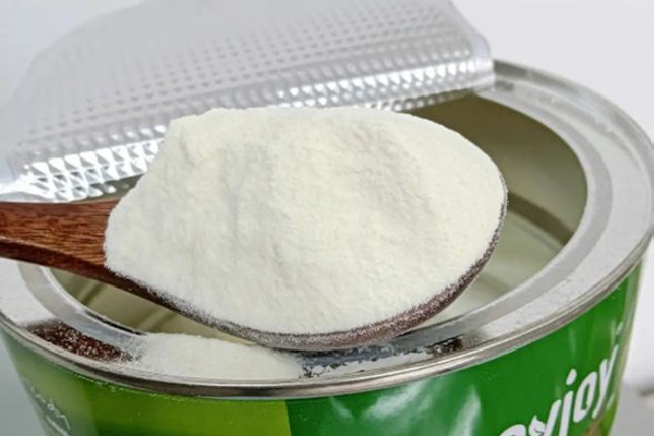 老年奶粉有營養(yǎng)嗎 老年奶粉可以補鈣嗎 老年奶粉有營養(yǎng)嗎 老年奶粉可以補鈣嗎