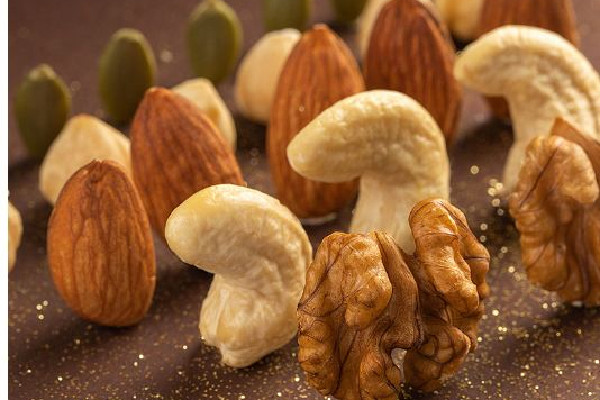 堅(jiān)果有哈喇味還能吃嗎 堅(jiān)果可以放多長(zhǎng)時(shí)間 堅(jiān)果有哈喇味還能吃嗎 堅(jiān)果可以放多長(zhǎng)時(shí)間