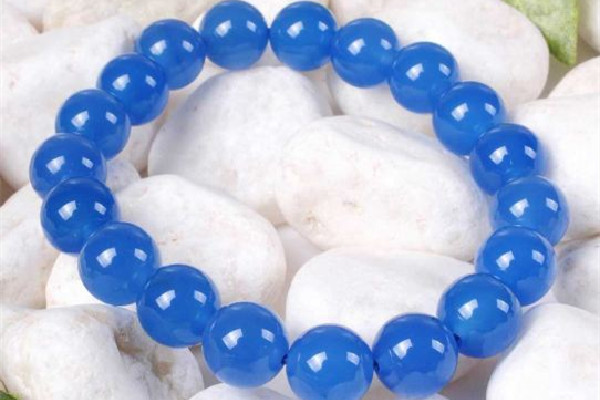 藍玉髓一般是多少錢 藍玉髓有收藏價值嗎 藍玉髓一般是多少錢 藍玉髓有收藏價值嗎