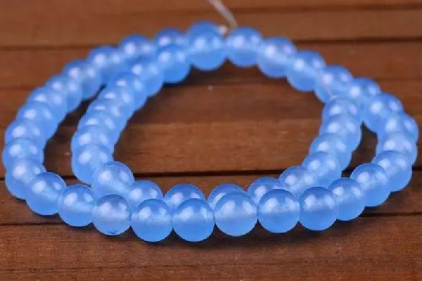 藍(lán)玉髓要消磁嗎 藍(lán)玉髓買回來(lái)可以直接戴嗎