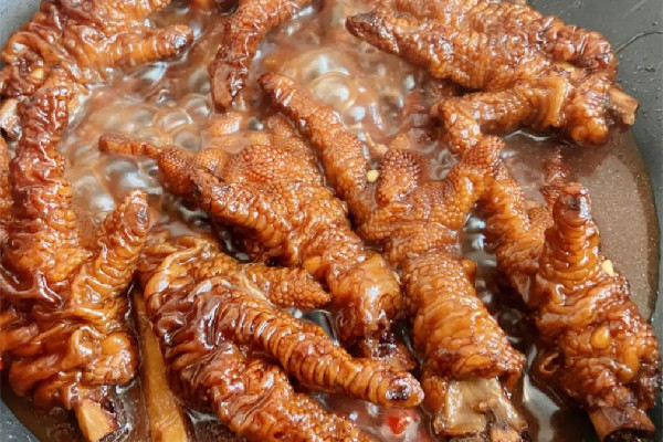 虎皮雞爪要泡冷水多長(zhǎng)時(shí)間 虎皮雞爪泡冷水還是熱水 虎皮雞爪要泡冷水多長(zhǎng)時(shí)間 虎皮雞爪泡冷水還是熱水